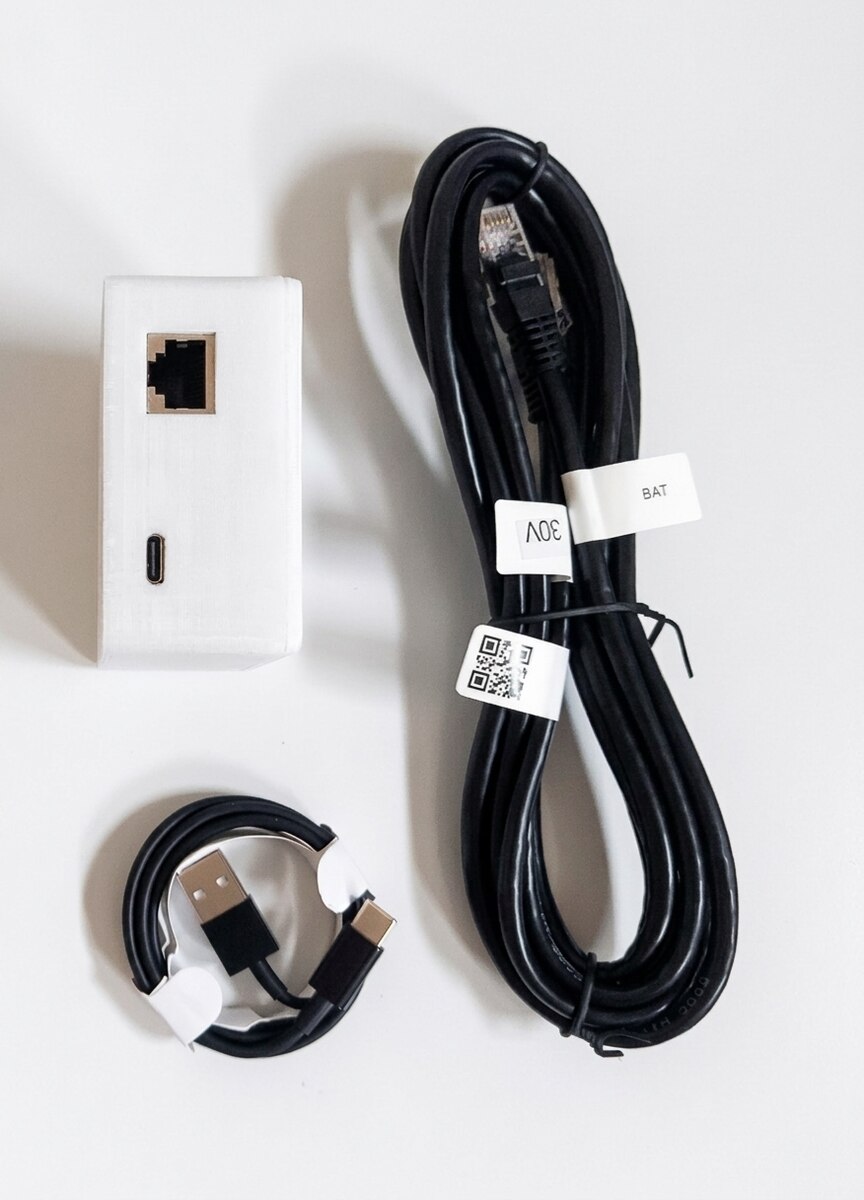 RJ45 RS485 socket and USB-C power input of MoniWatt for Deye